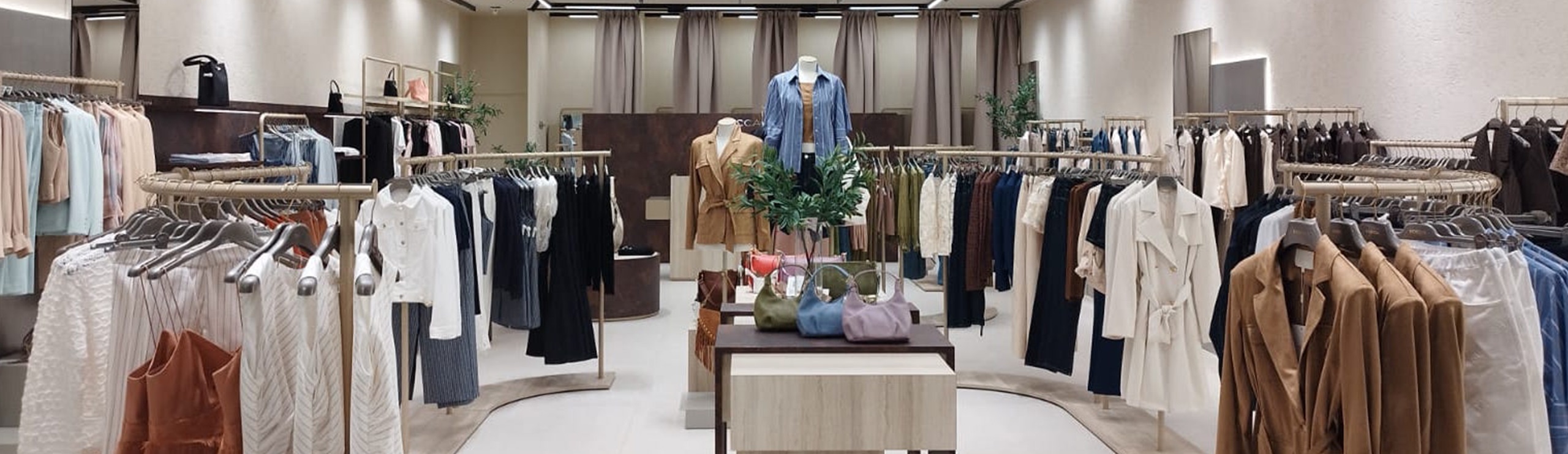 Arredo negozi su misura: Kocca Palmanova Designer Village