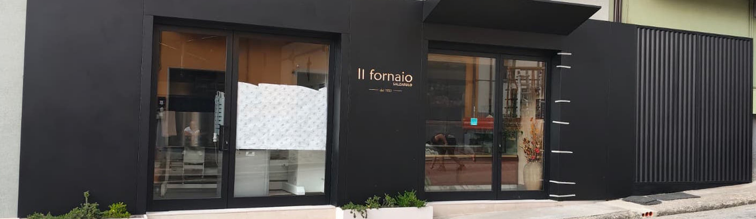 Facciata metallica custom Il Fornaio
